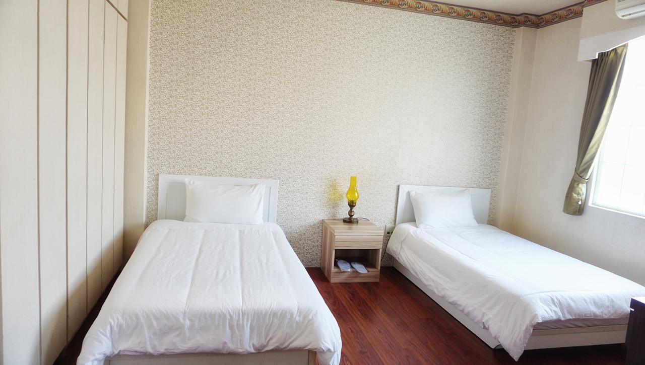 ג'ינהו Red Roof B&B מראה חיצוני תמונה